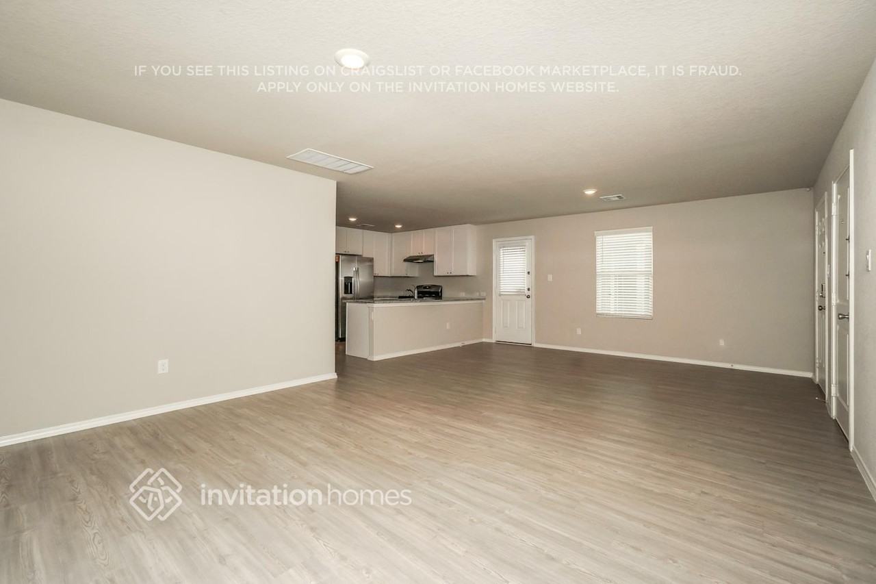 13719 Bucket Way - Photo 5 of 20