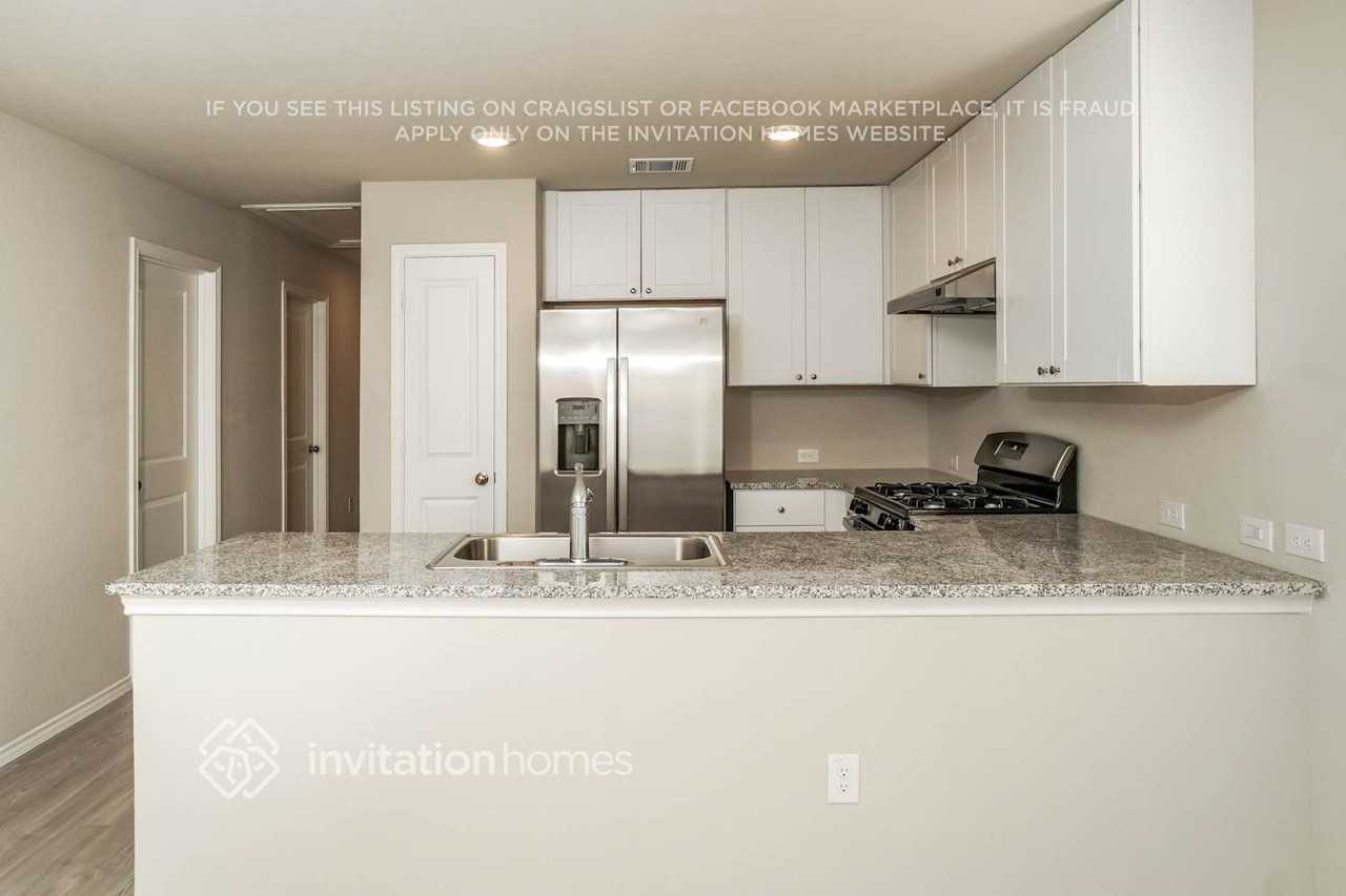 13719 Bucket Way - Photo 6 of 20