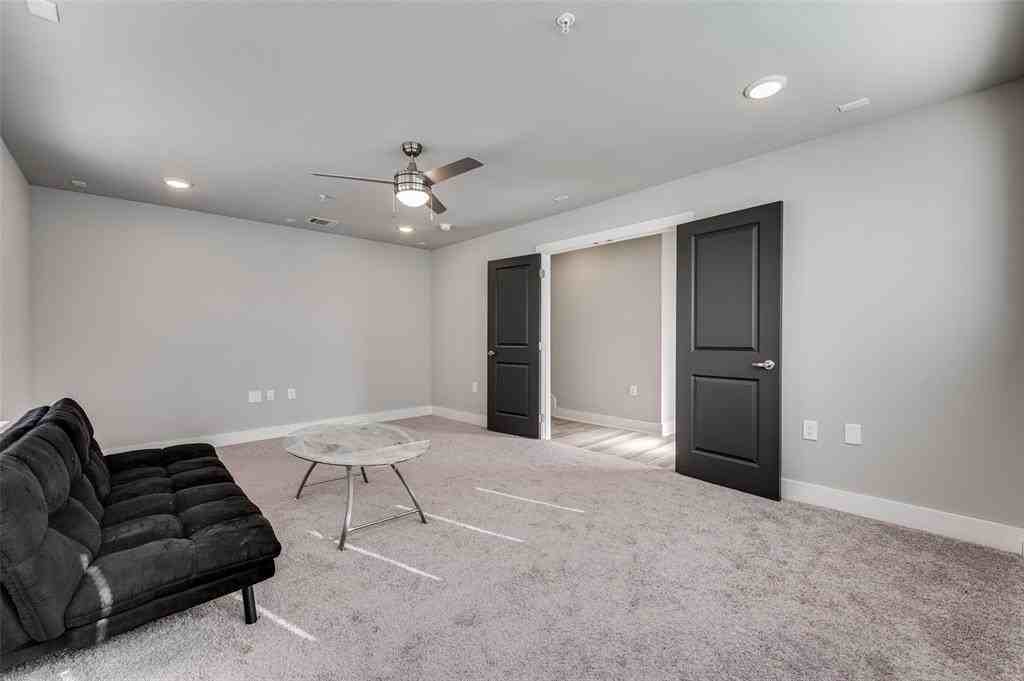 3300 Norris St - Photo 5 of 29