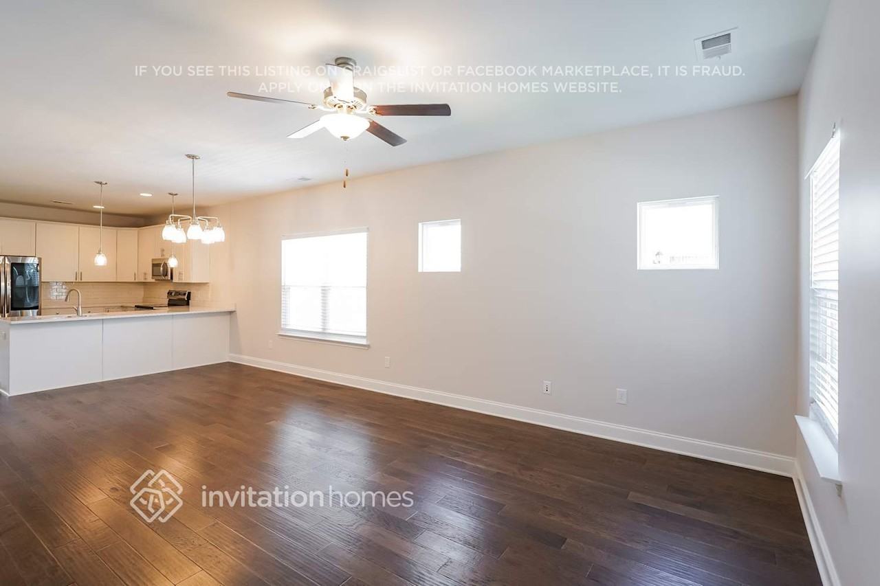 263 Telavera Dr - Photo 2 of 16