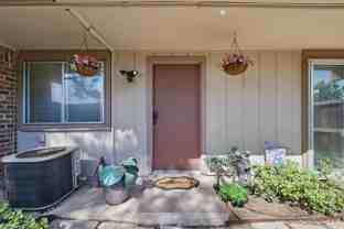 2700 Stonehaven Ct - Photo 1 of 1