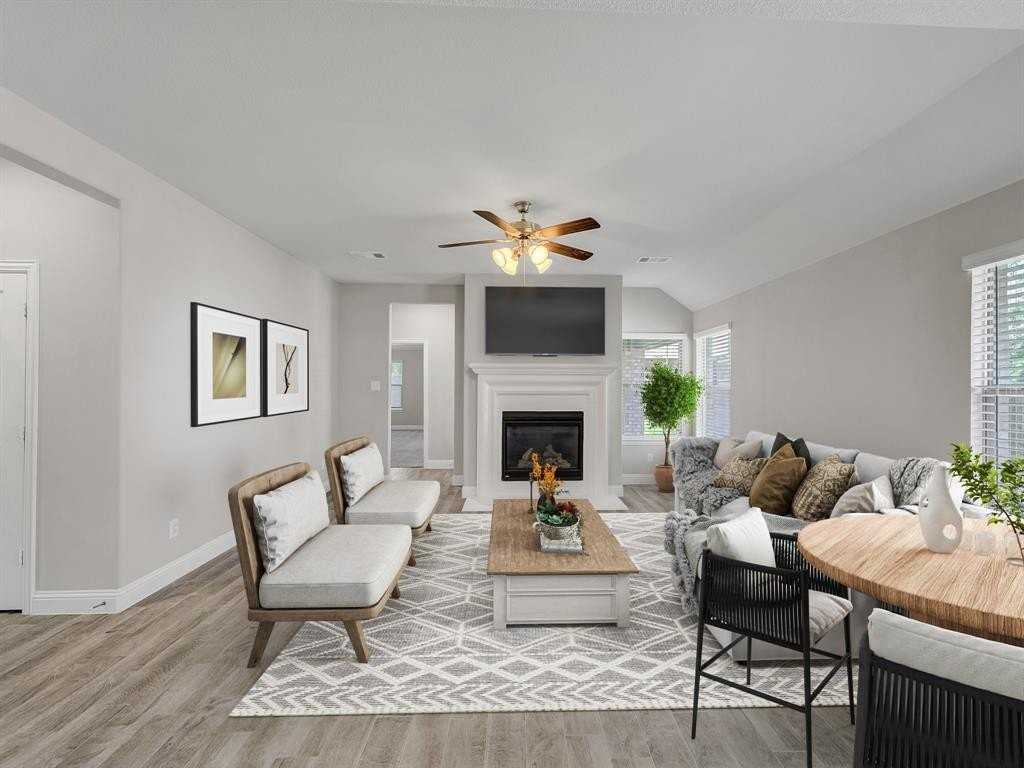 1200 Sharp St - Photo 2 of 27