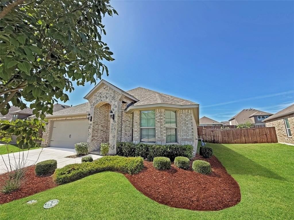 1200 Sharp St - Photo 7 of 27