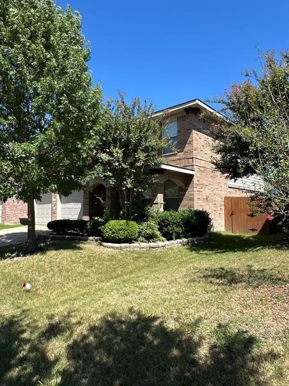 2038 Stagecoach Trl - Photo 3 of 40