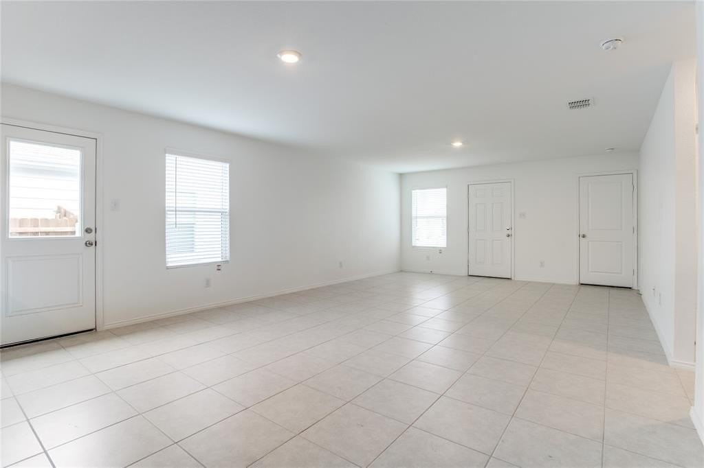 5625 Rockrose Ln - Photo 5 of 25