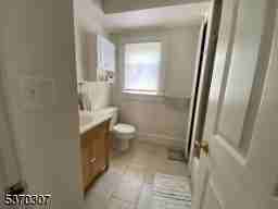 11 Lafayette Ave 2nd Fl - Photo 3 of 4