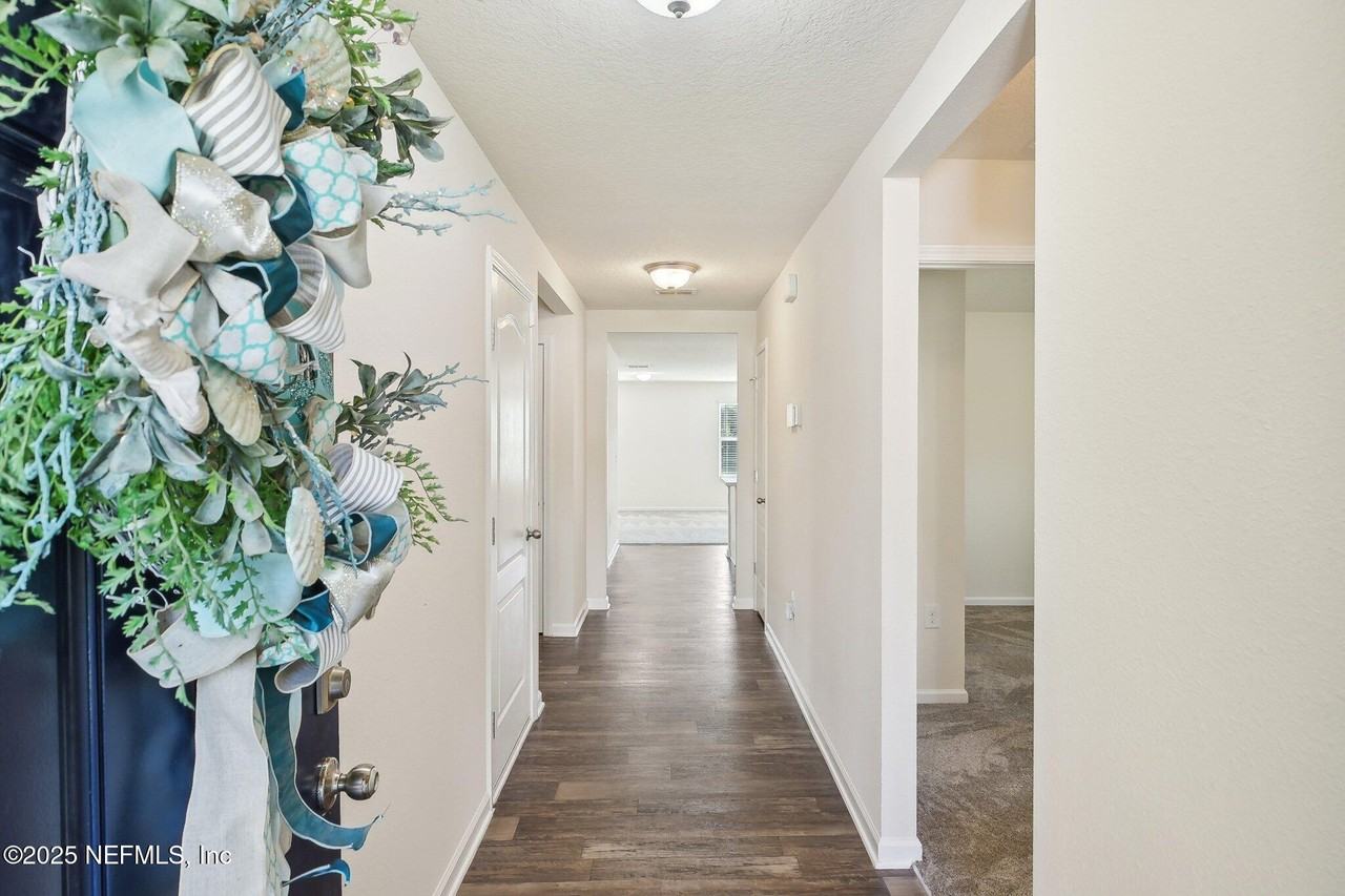 96 Cody St - Photo 7 of 50