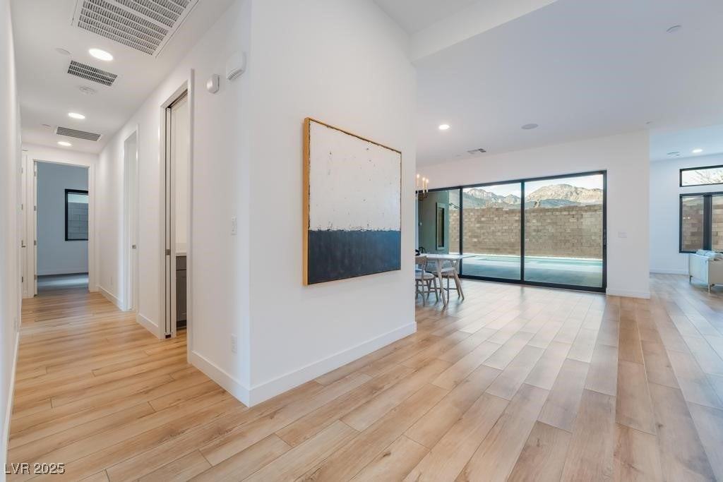 477 Highview Ridge Avenue - Photo 7 of 48