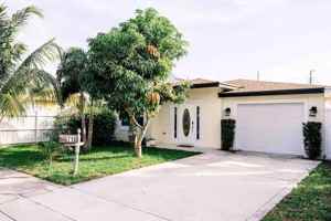 featured image of 710 Dobbins St