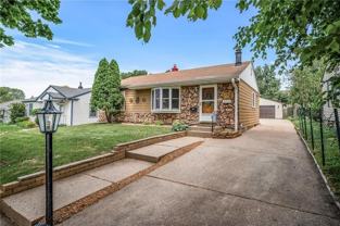 2233 Fremont Ave E - Photo 1 of 1