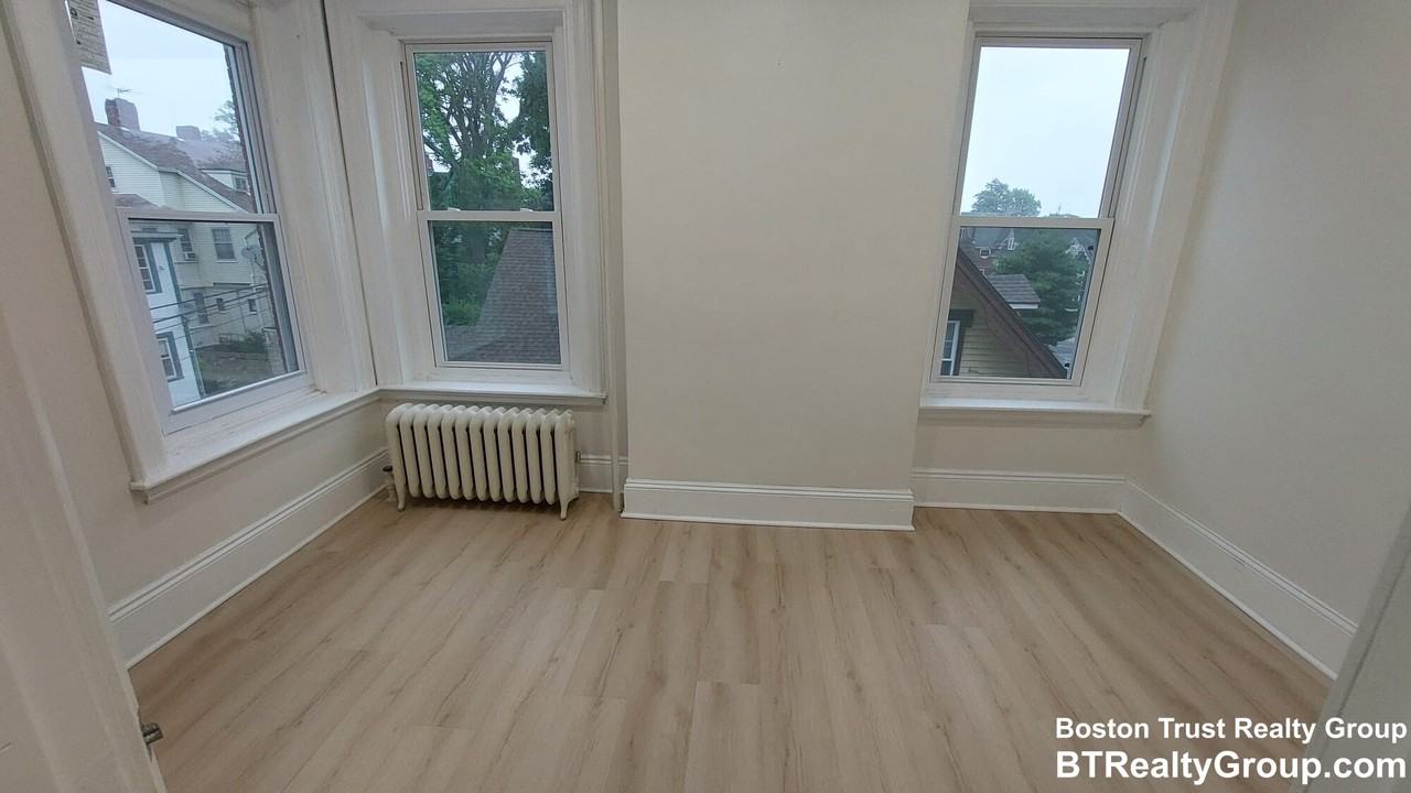 7 Montrose St #2 - Photo 7 of 10