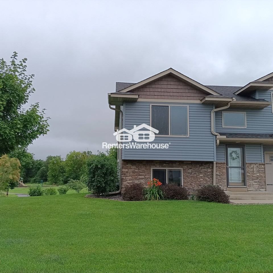 820 Cole Ave - Photo 2 of 38