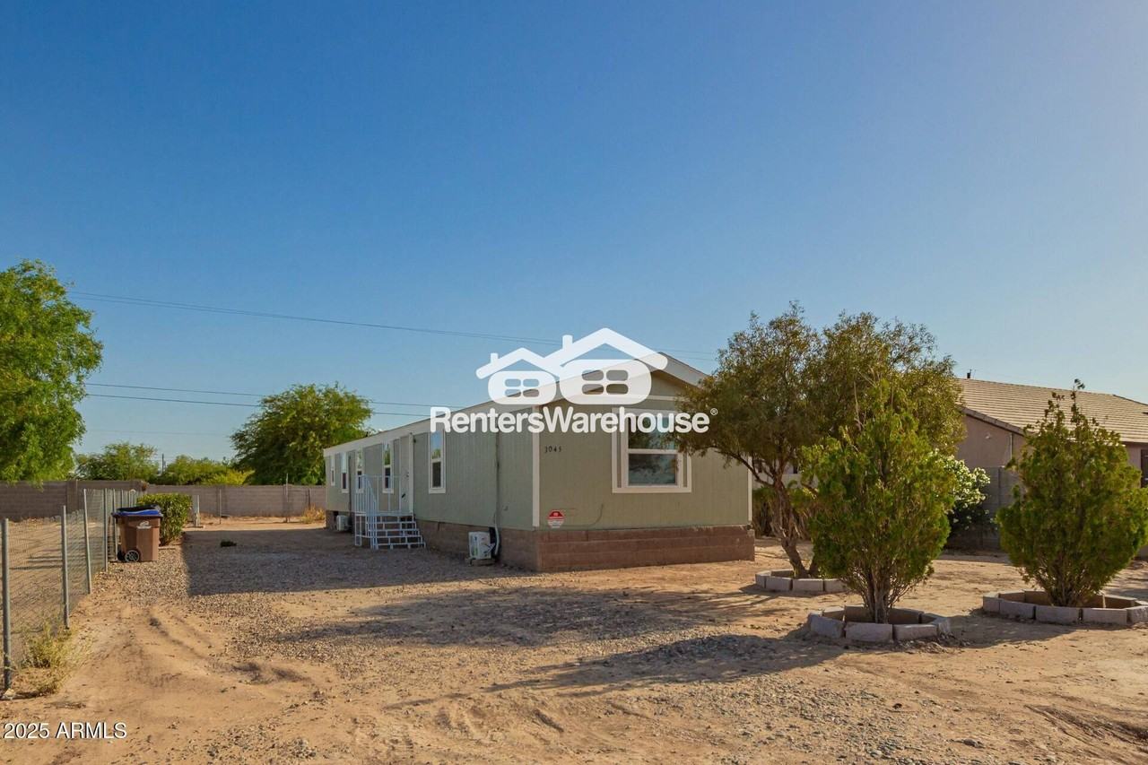 3045 W Cornman Rd - Photo 3 of 18