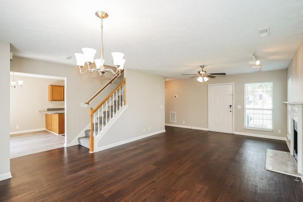 3505 Glenfalls Dr - Photo 5 of 17