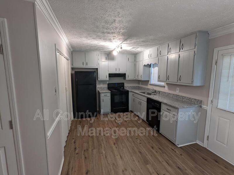 3216 Sarah Lou Dr - Photo 3 of 8