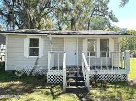 9703 Campus Ave - Photo 1 of 1