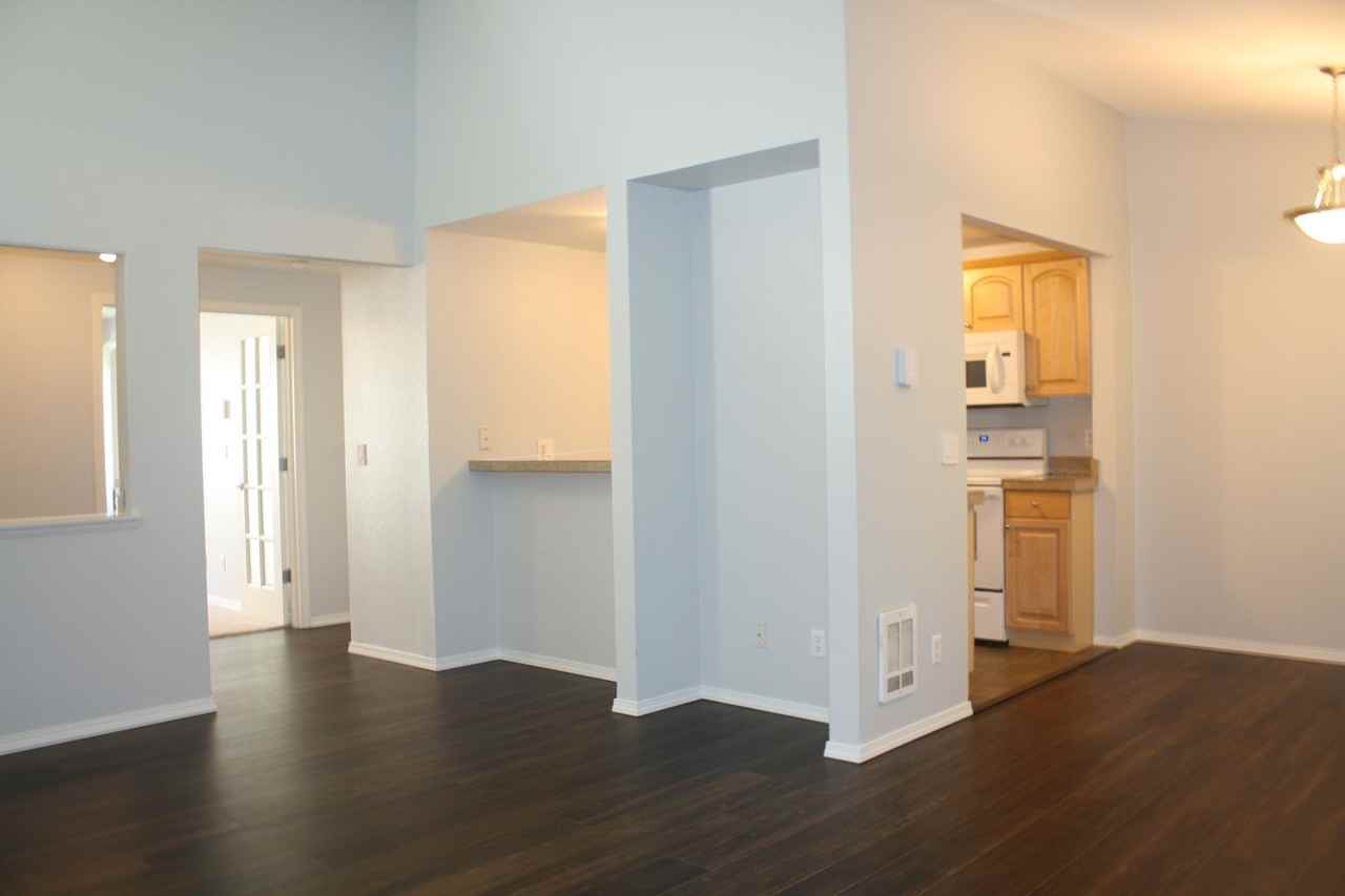 15433 Country Club Dr #B301 - Photo 4 of 23