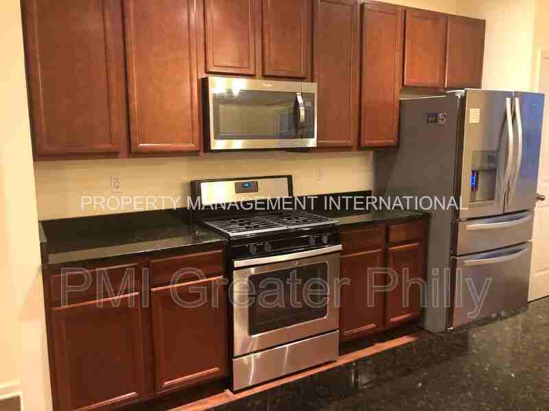 106 Mercer Ct - Photo 3 of 50