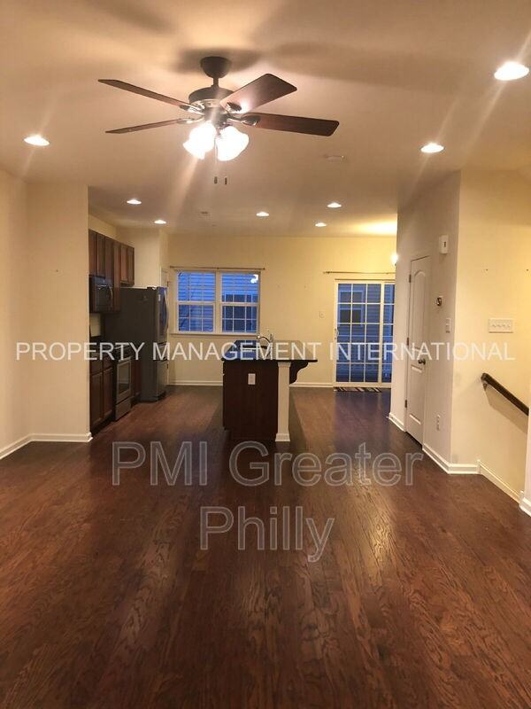106 Mercer Ct - Photo 7 of 50
