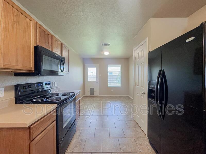 212 Avrshire Ln - Photo 7 of 28