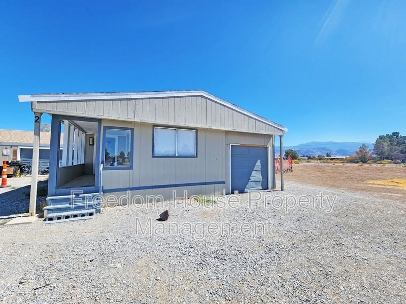 5231 Money St - Photo 5 of 24