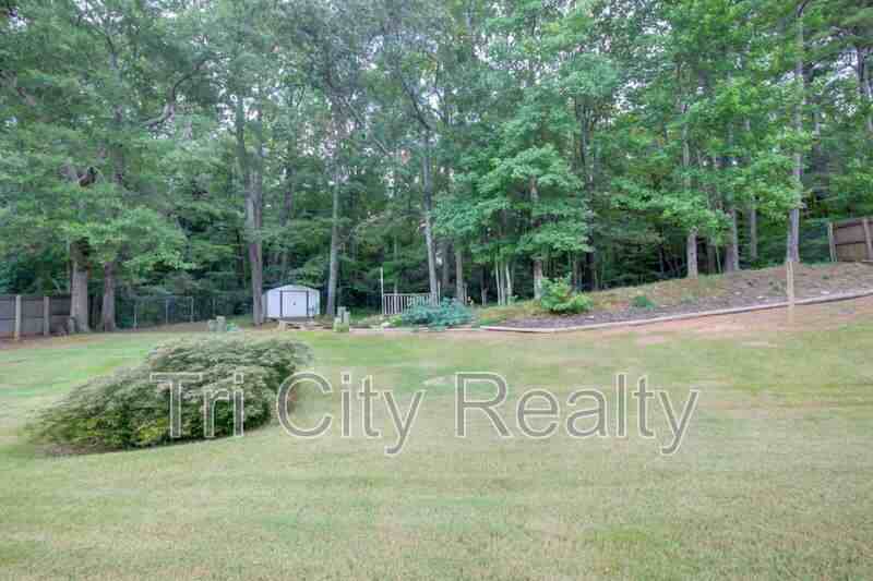 12 Connie Trl - Photo 3 of 39