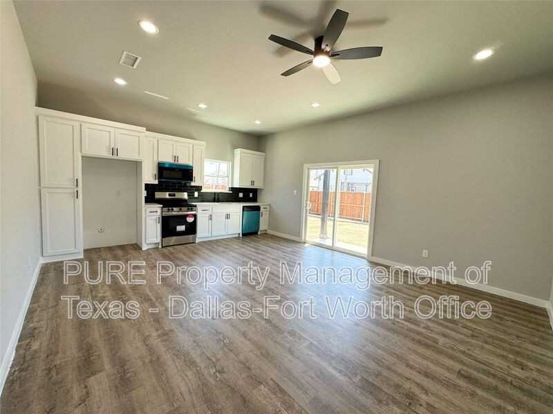 2025 Stuart Street #A - Photo 5 of 18