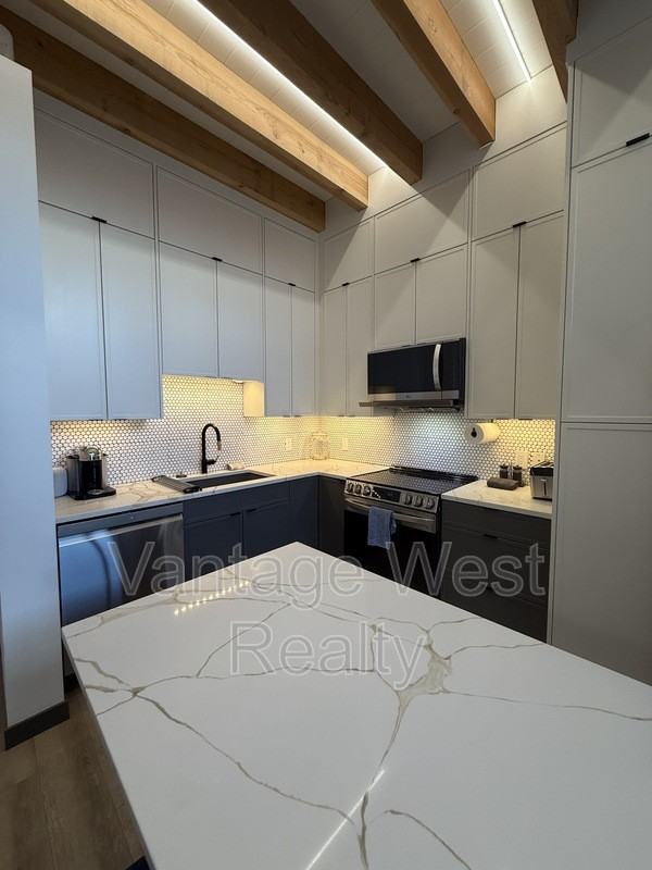 608 Cook Rd - Photo 3 of 43