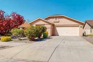 featured image of 419 Sawtooth St Se