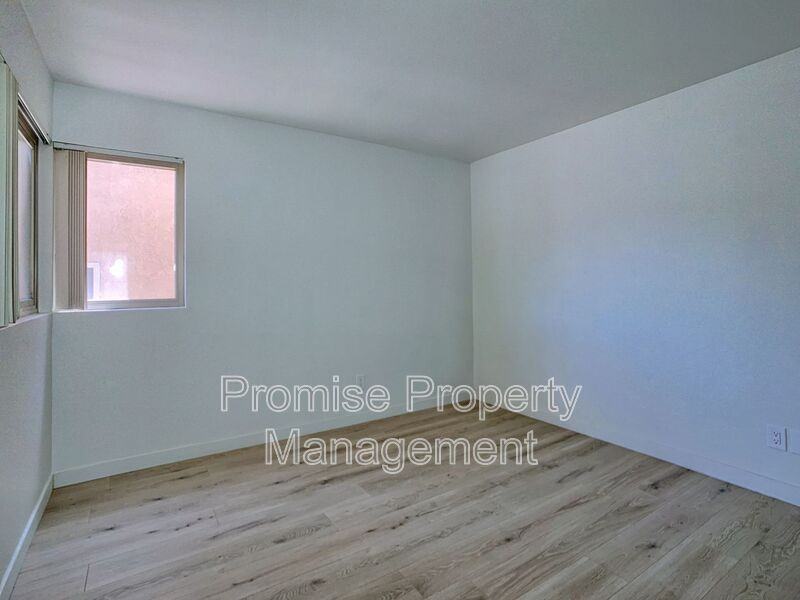 540 65th St #203 - Photo 6 of 15