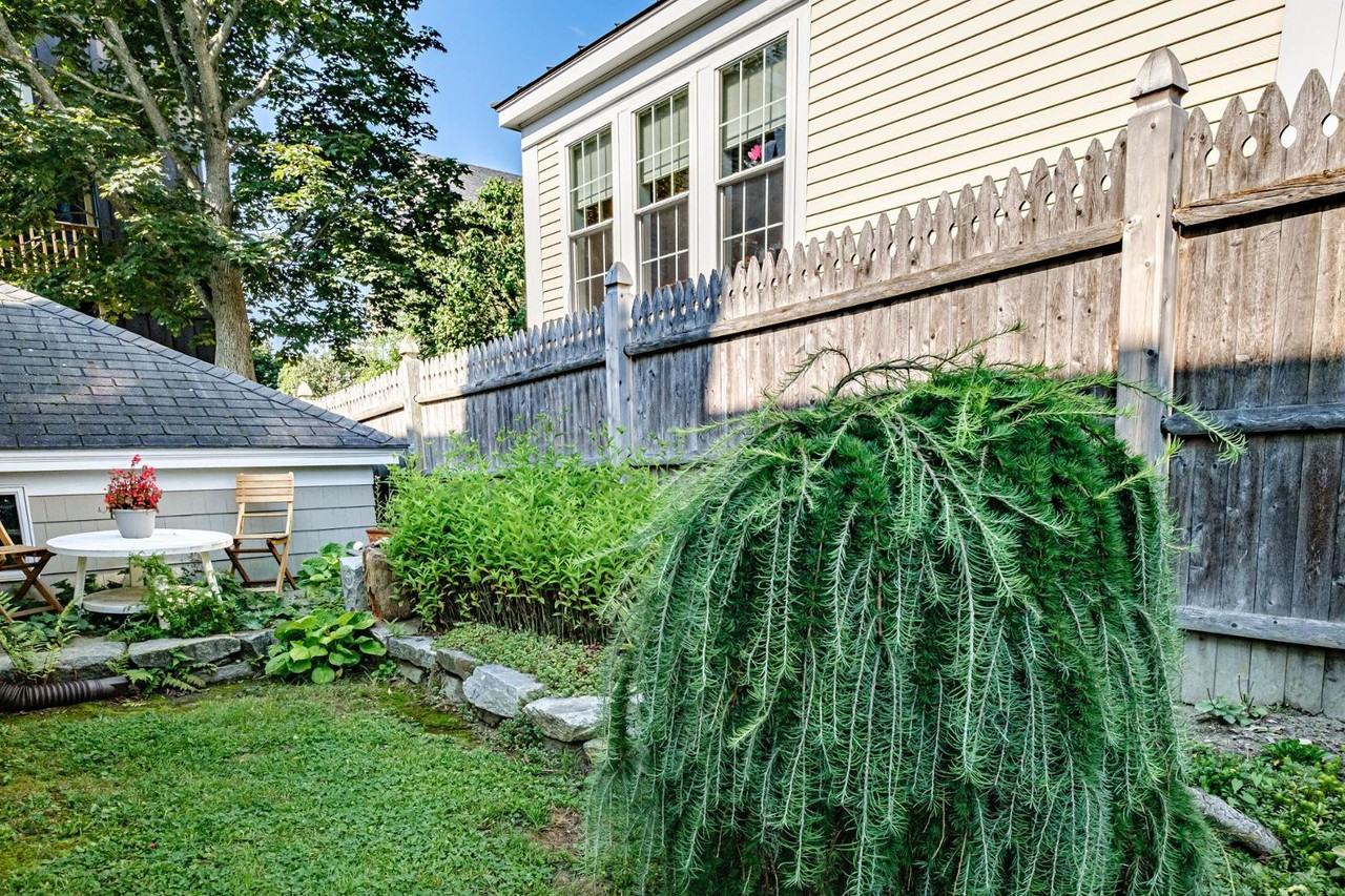 2 Atlantic St #1 - Photo 5 of 40