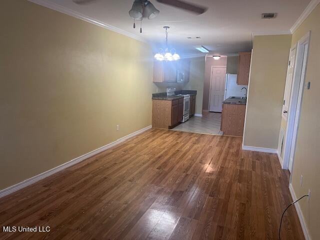 5515 Quail Creek Cir - Photo 3 of 20