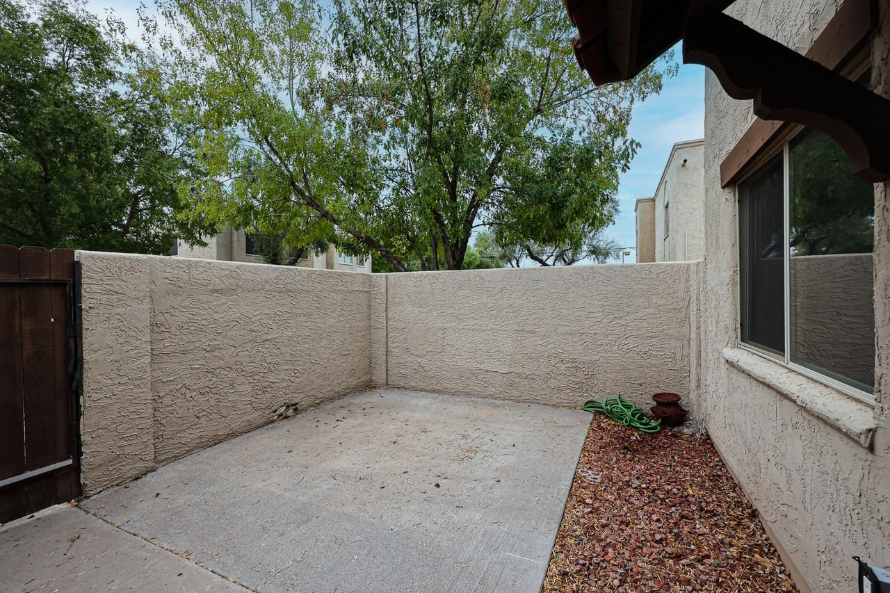 4112 N 81st St - Photo 2 of 23