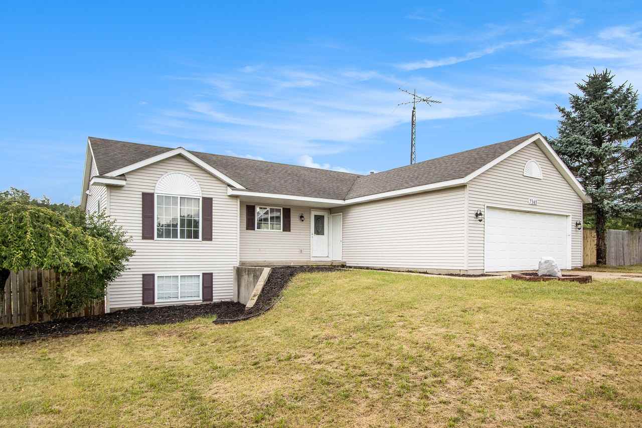 7365 N 35th St - Photo 3 of 25