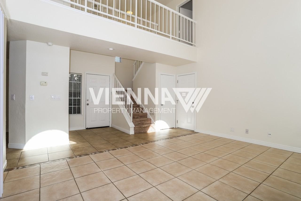 1741 Richard Ct - Photo 4 of 15