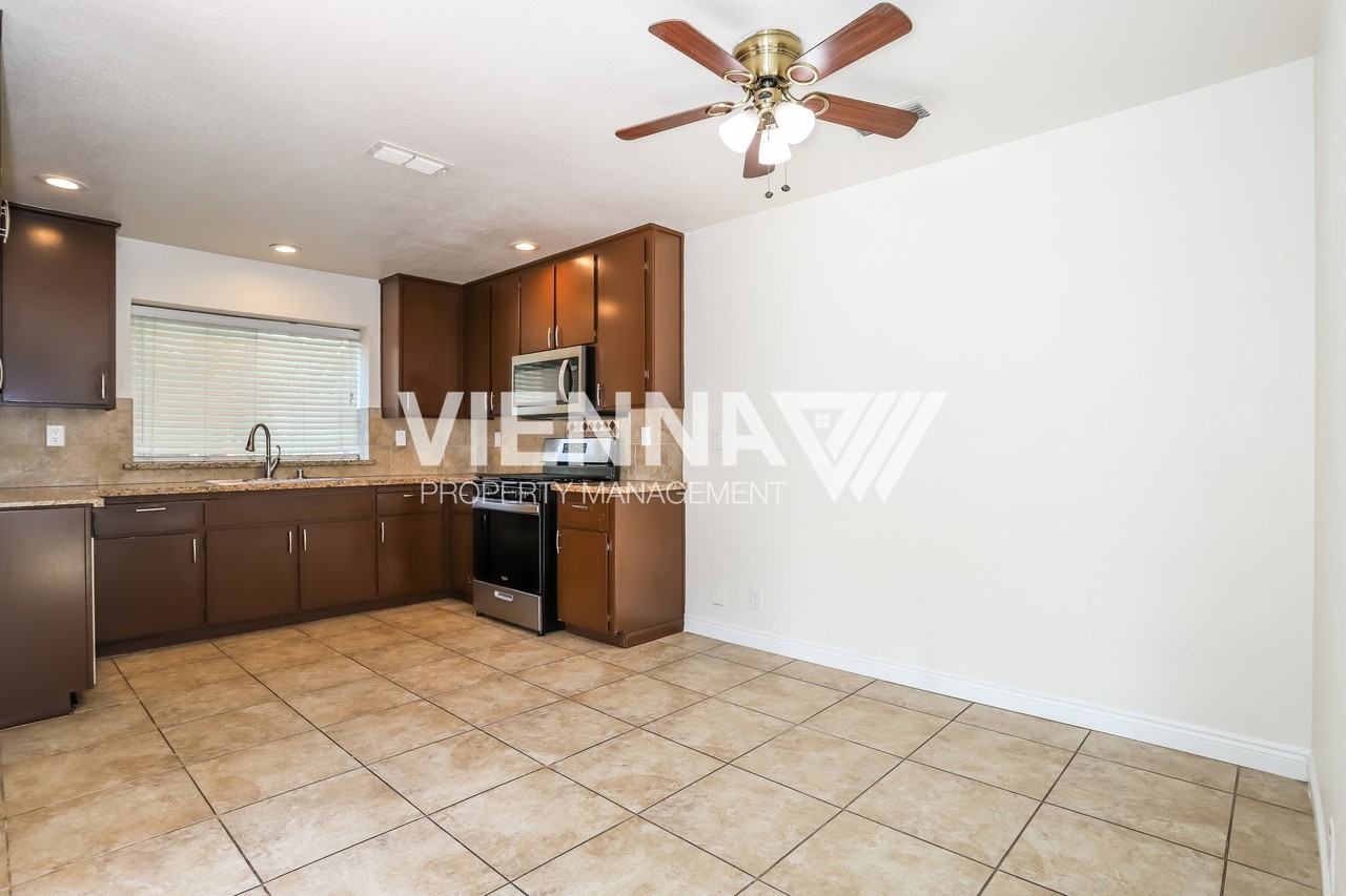 1741 Richard Ct - Photo 5 of 15