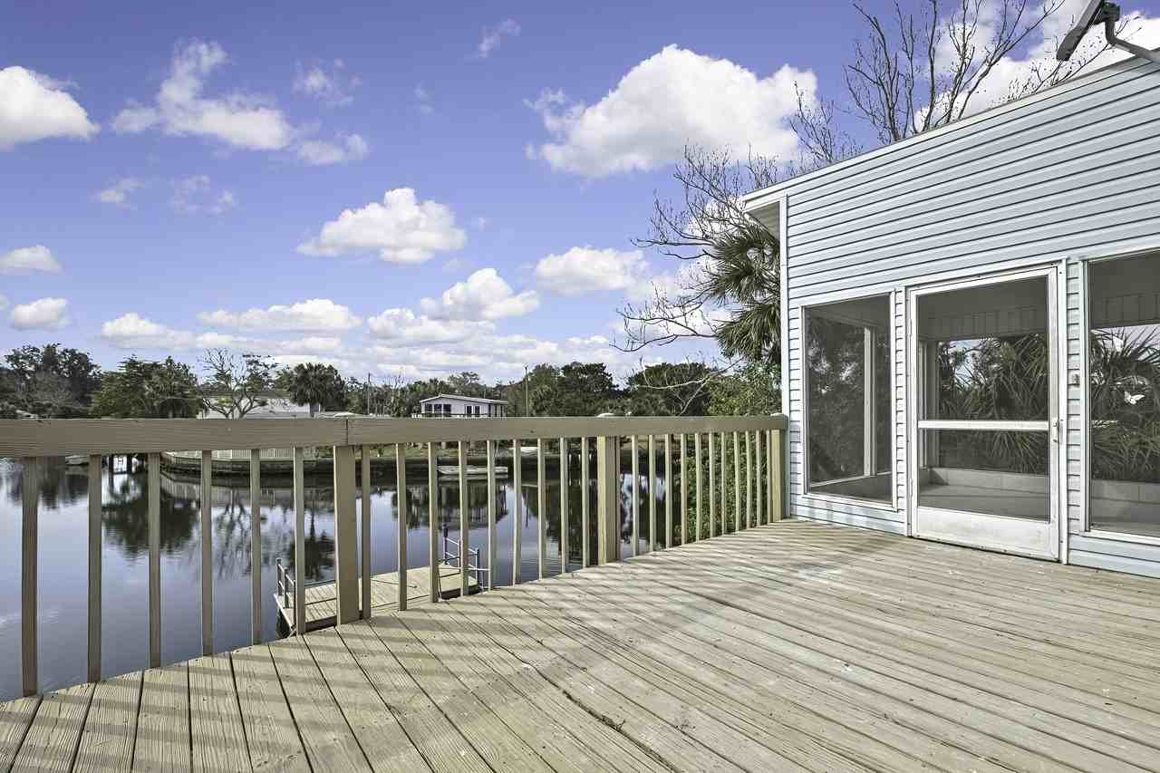 7132 Wilcox Dr - Photo 2 of 50