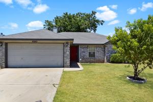 featured image of 4303 Captain Dr