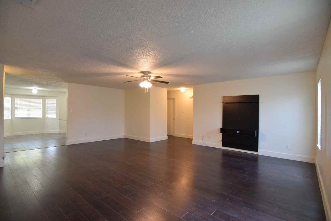 2608 Boyd Ave - Photo 7 of 19