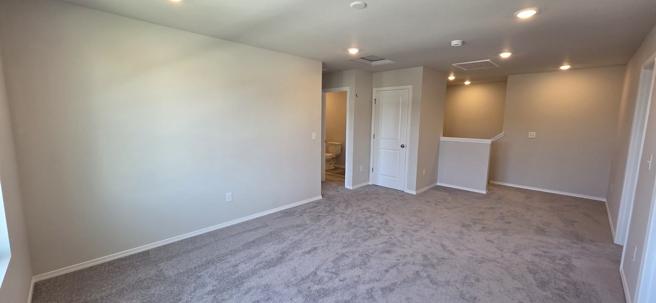 13612 193rd St E #NA - Photo 3 of 9