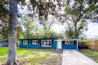 2145 Bourget Dr - Photo 1 of 1