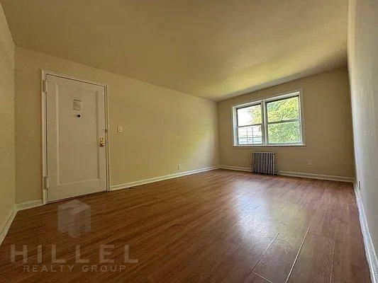 172nd St #C - Photo 2 of 5