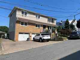 featured image of 14 Zoar St #2