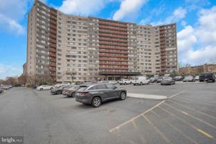 5340 Holmes Run Pkwy - Photo 1 of 1