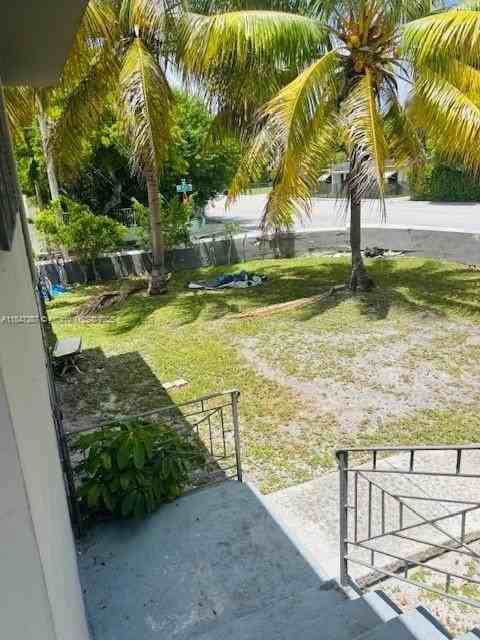 4950 N Miami Ave #A - Photo 5 of 12