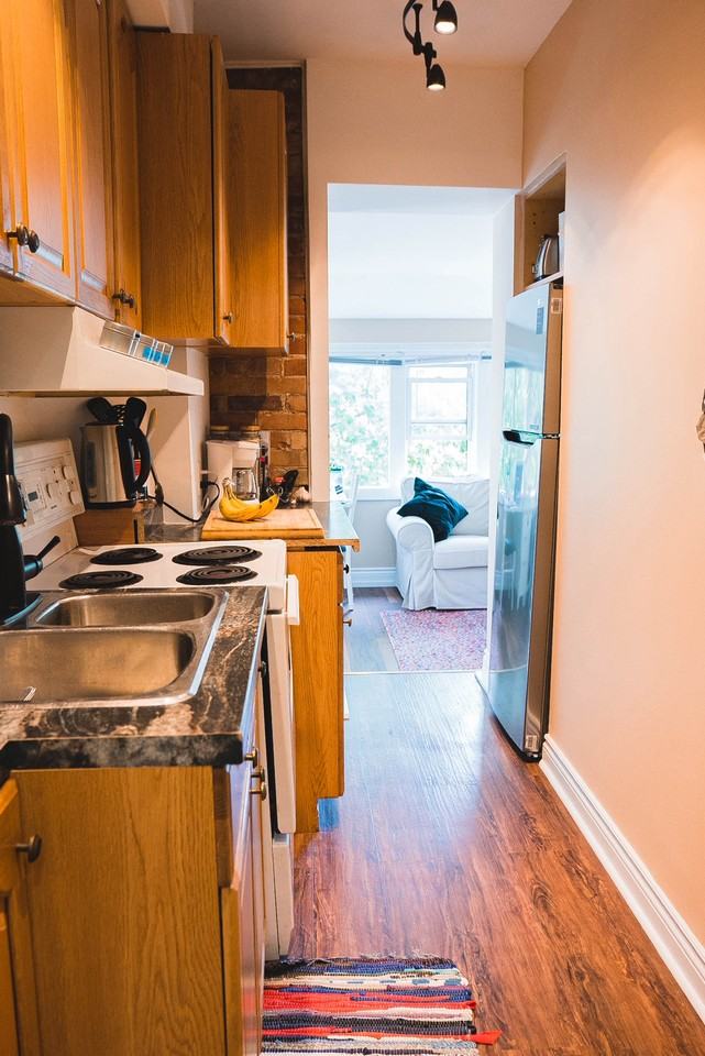 Bathurst St - Photo 2 of 10