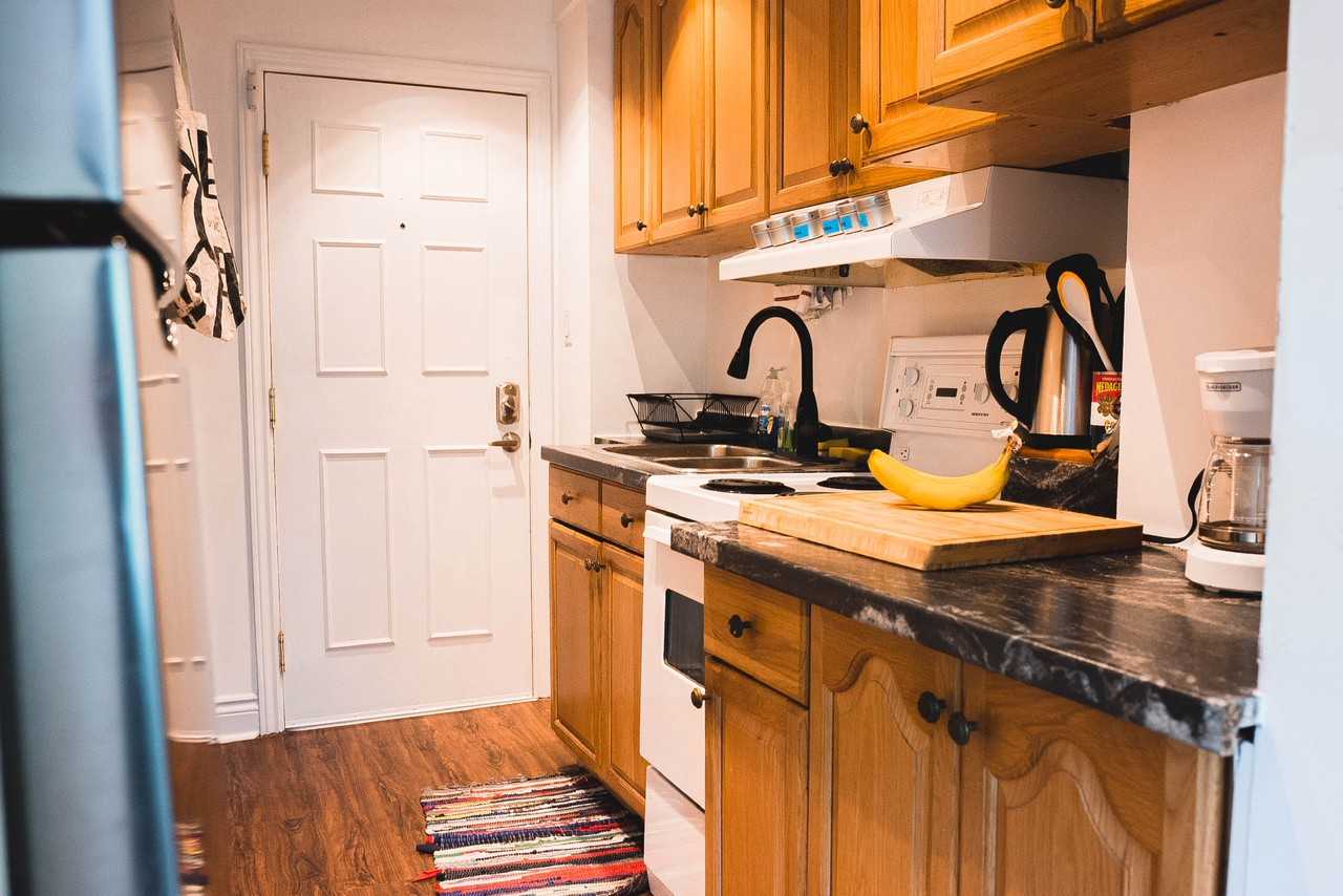 Bathurst St - Photo 3 of 10