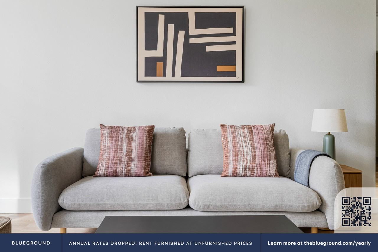 1 Adrian Court - Photo 4 of 50