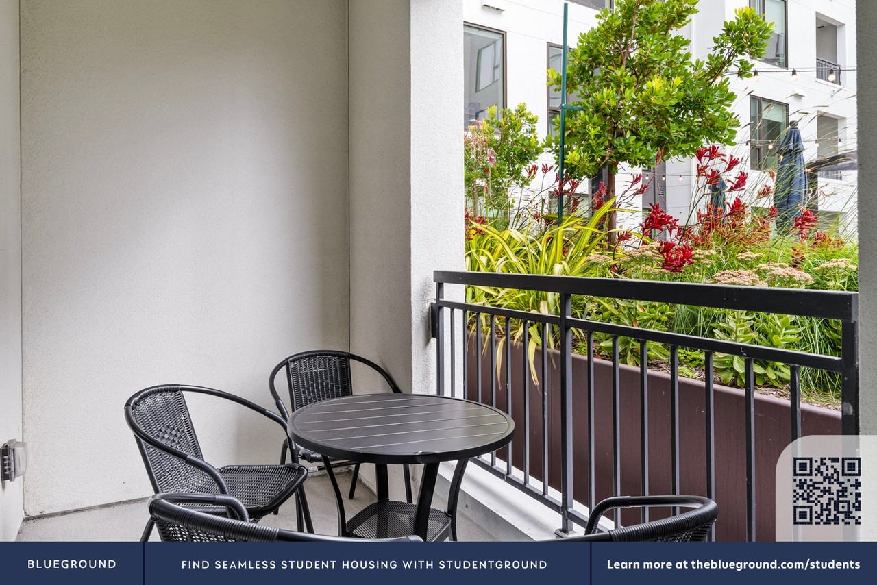 1 Adrian Court - Photo 7 of 50