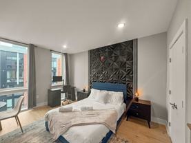 626 N Columbus Blvd - Photo 1 of 1